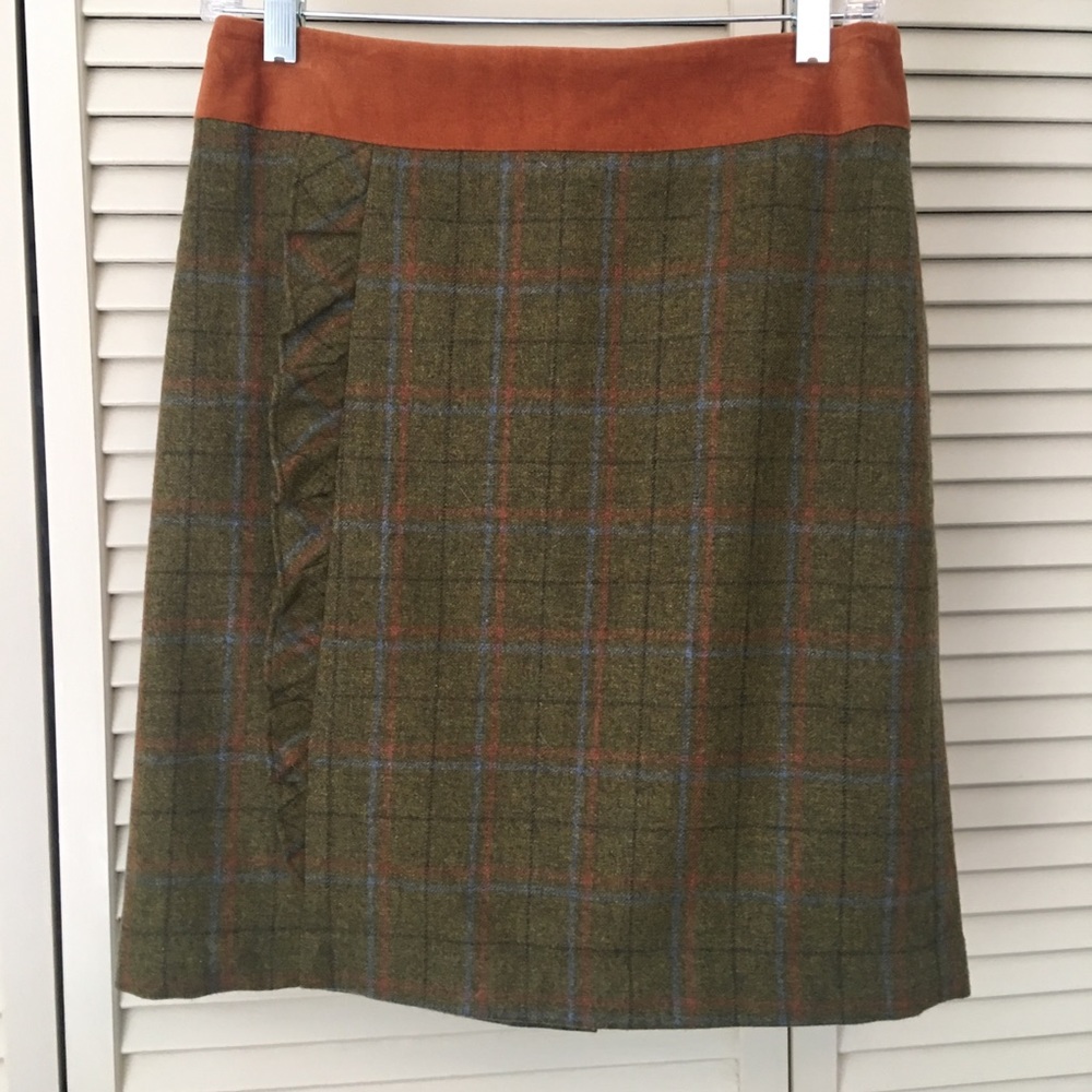 J. McLaughlin Tweed and Velvet Skirt